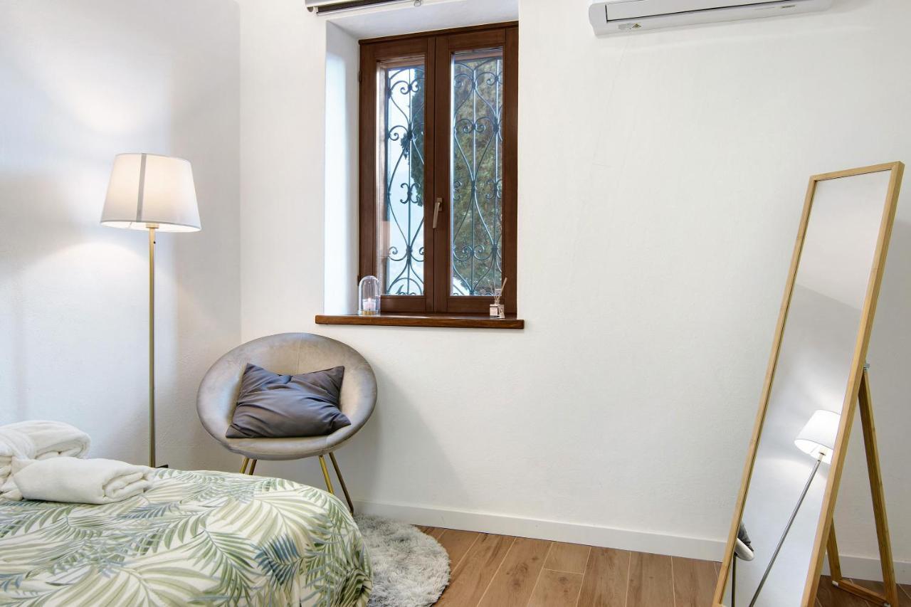 Fogazzaro Lake View Apartment Oria  Luaran gambar